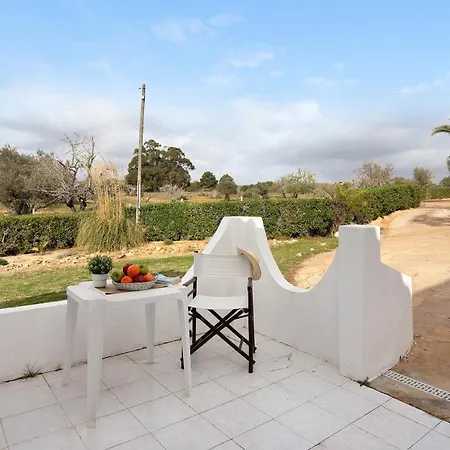 Cozy Traditional Small With Balcony - Casa 9 אלבופיירה