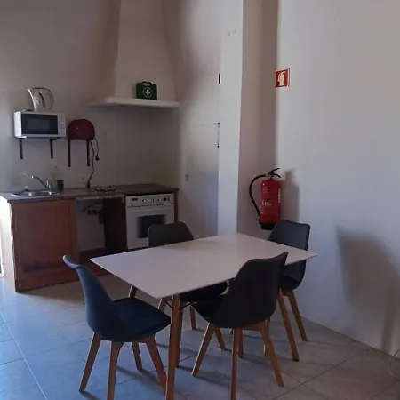 Cozy Traditional Small Cottage With Balcony - Casa 9 *