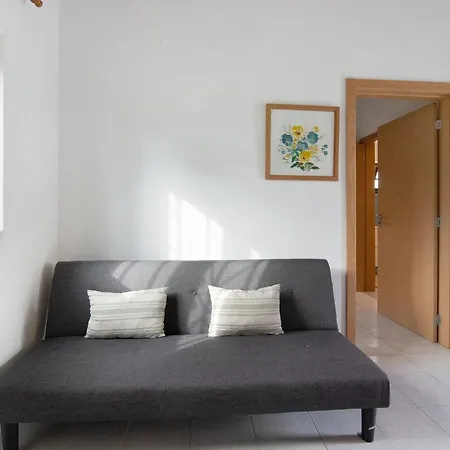 Villa Cozy Traditional Small With Balcony - Casa 9 *