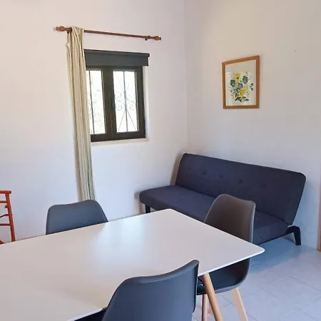 Villa Cozy Traditional Small With Balcony - Casa 9 Albufeira