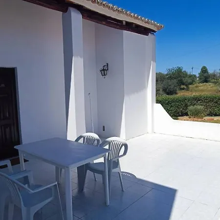 Villa Cozy Traditional Small With Balcony - Casa 9 *